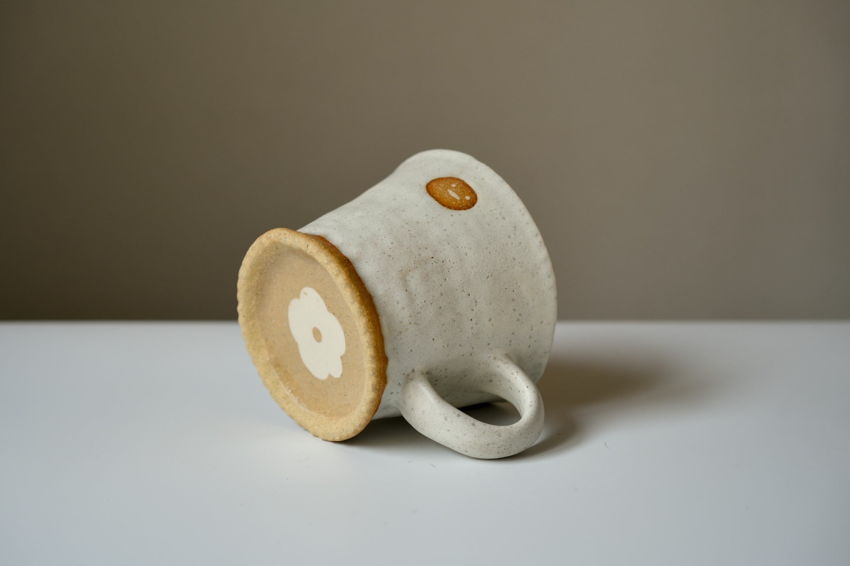 Handmade Ceramic Mug, Taiwan Pottery, Minimalist Artisan Coffee Cup, Face Design